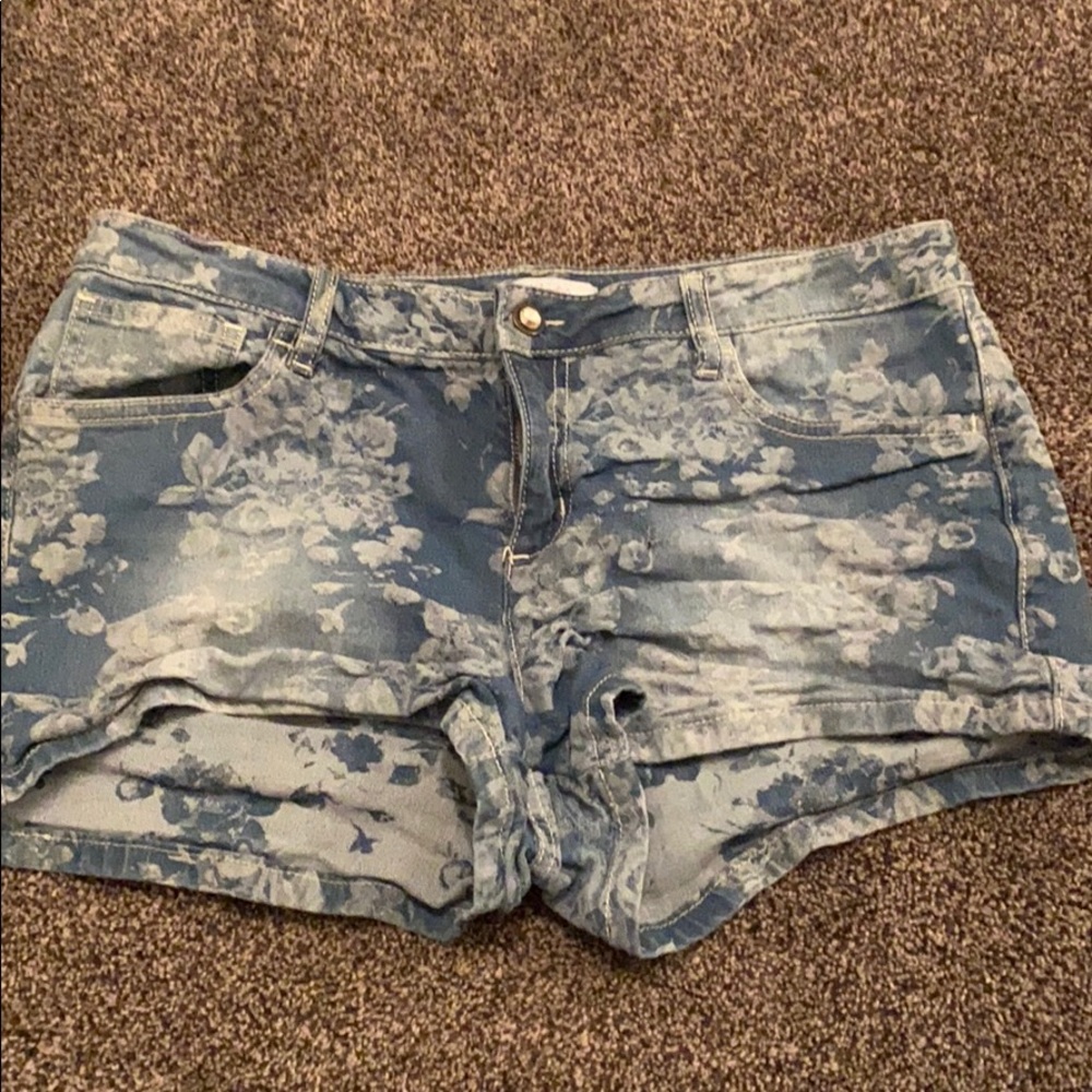 Floral Jean shorts